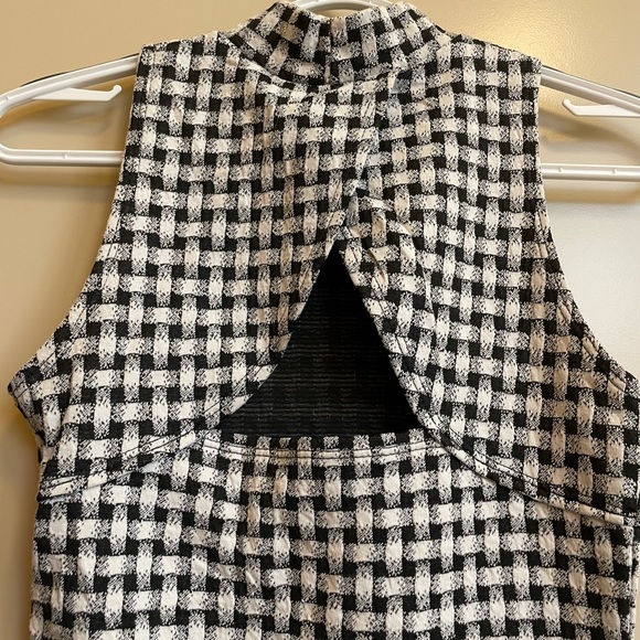 Rebel sugar, brand. Basket, weave, patterned, black and white, mock neck dress - Picture 4 of 4